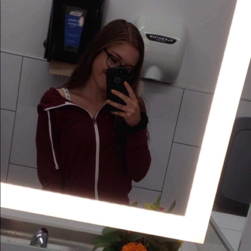 Meet your Posher, Natalie